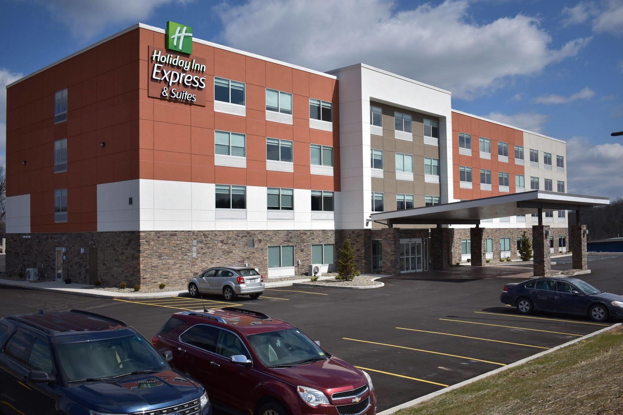Holiday Inn Express & Suites - Parkersburg East By Ihg Exterior foto